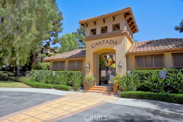 2719 Dietrich Drive, Tustin CA: https://media.crmls.org/medias/a3d24e8a-a023-4e04-adf2-3b5ca021a8dc.jpg