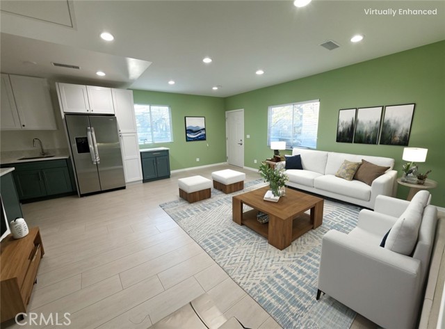 Detail Gallery Image 2 of 15 For 8520 Fenwick, Sunland,  CA 91040 - 2 Beds | 2 Baths