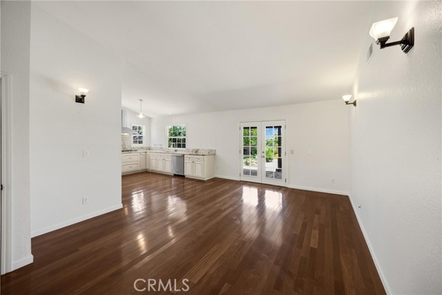 Image 10 of 64 For 8291 Jennet Street