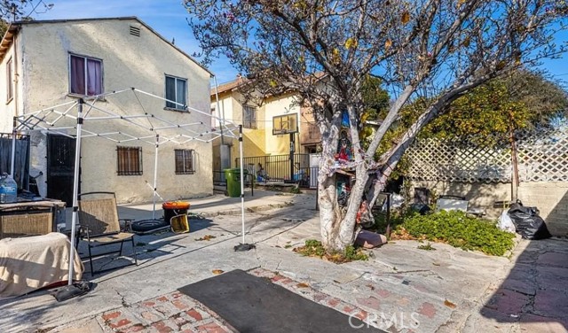 5102 Ithaca Avenue, Los Angeles CA: https://media.crmls.org/medias/a3d34f2b-975c-4912-bdab-12b1dde445c4.jpg