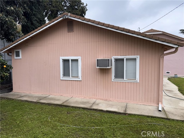1610 Basler, Sacramento CA: https://media.crmls.org/medias/a3d4238a-6c94-447d-9ade-8de1ff1c0f33.jpg
