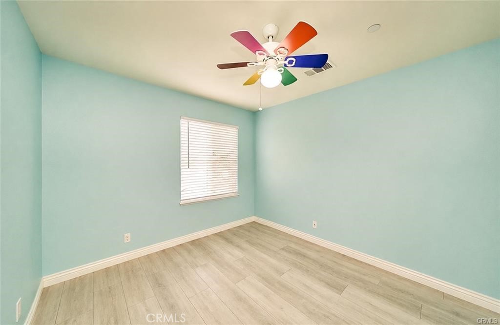 https://media.crmls.org/medias/a3d4253d-cdec-49b2-a799-9f5ee691db9e.jpg?preset=X-Large
