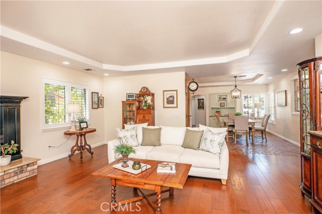 Image 10 of 75 For 2372 Shadow Hill Drive