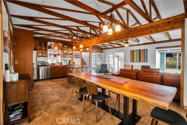 Detail Gallery Image 5 of 55 For 8173 Fleur Dr, Joshua Tree,  CA 92252 - 2 Beds | 3 Baths