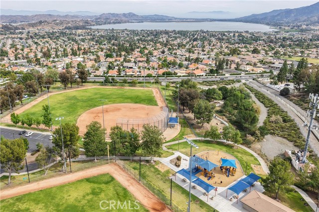 Detail Gallery Image 43 of 55 For 29448 Rock Point, Lake Elsinore,  CA 92530 - 4 Beds | 3 Baths