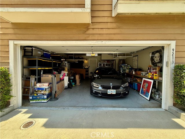9213 Independence Way, North Hills CA: https://media.crmls.org/medias/a3d76417-0366-444d-8e75-5da4e80fb382.jpg