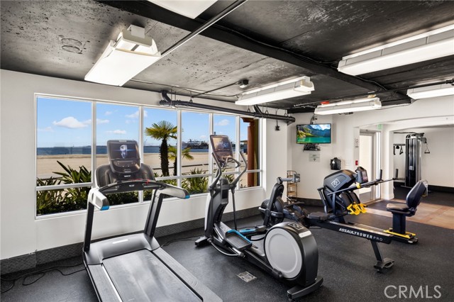 1400 E Ocean Boulevard, Long Beach CA: https://media.crmls.org/medias/a3d80982-7ff8-45c7-8dfb-7ee8bb630cde.jpg