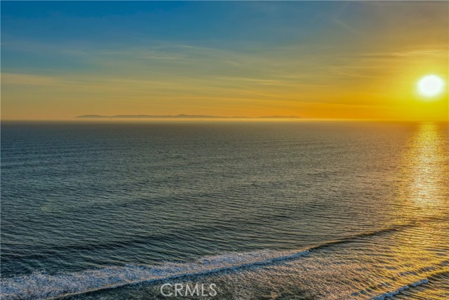 Detail Gallery Image 8 of 8 For 318 8th St, Huntington Beach,  CA 92648 - 2 Beds | 1 Baths