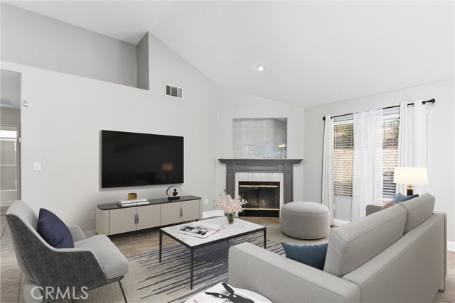 Detail Gallery Image 5 of 29 For 14828 Stone Age Lane, Victorville,  CA 92394 - 3 Beds | 2 Baths