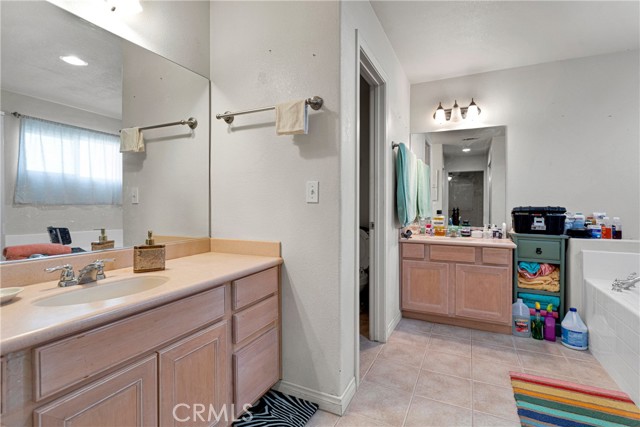 Detail Gallery Image 36 of 53 For 13935 Rincon Rd, Apple Valley,  CA 92307 - 4 Beds | 2/1 Baths