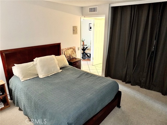 Detail Gallery Image 6 of 32 For 2859 S Fairview St #H,  Santa Ana,  CA 92704 - 1 Beds | 1 Baths