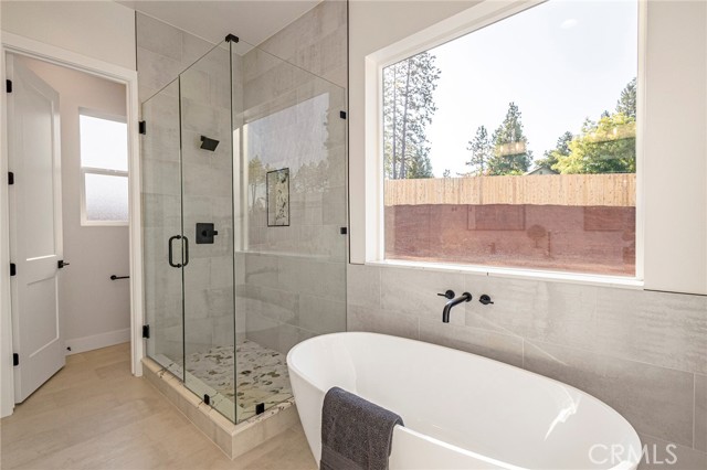 Detail Gallery Image 24 of 56 For 1432 Lofty Ln, Paradise,  CA 95969 - 3 Beds | 2 Baths