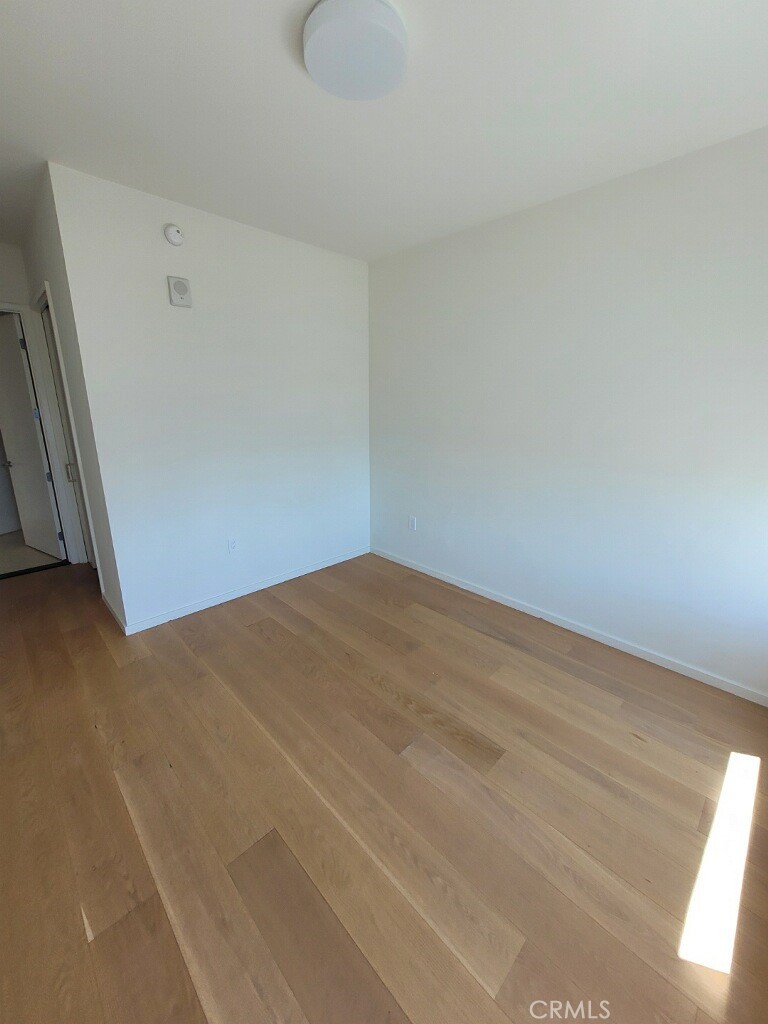 https://media.crmls.org/medias/a3d9e81b-6427-4119-ac29-9021564e5004.jpg?preset=X-Large