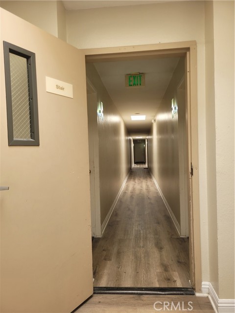 Detail Gallery Image 5 of 13 For 11041 La Maida St #8,  North Hollywood,  CA 91601 - 2 Beds | 2 Baths