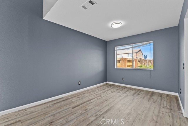 Detail Gallery Image 6 of 69 For 13806 Salado, Victorville,  CA 92392 - 4 Beds | 3 Baths