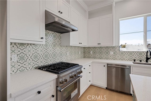 2100 Carnegie Lane, Redondo Beach CA: https://media.crmls.org/medias/a3dc368c-6323-46eb-a09c-407040e9890f.jpg