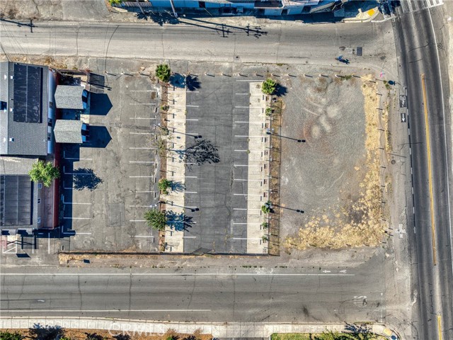 14050 Division Avenue, Clearlake CA: https://media.crmls.org/medias/a3dc3e41-1810-4a7c-9e66-4307c6ea8c0e.jpg