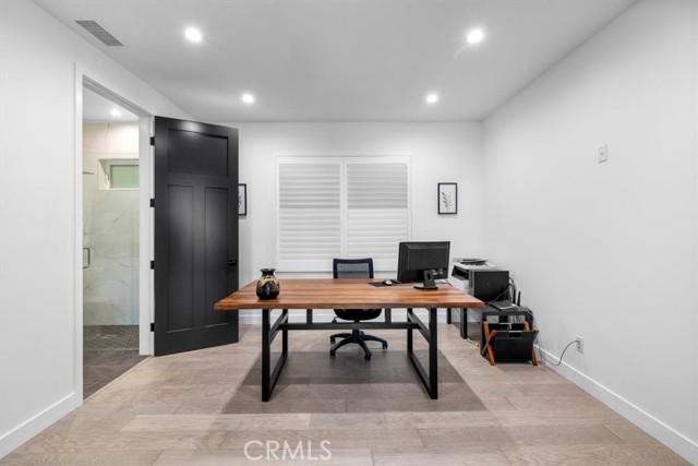 3213 Pine Ave, Manhattan Beach, California 90266, 5 Bedrooms Bedrooms, ,1 BathroomBathrooms,Residential,Sold,Pine Ave,SB22146634