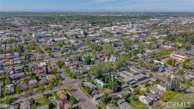 Detail Gallery Image 16 of 52 For 303 W 21st, Merced,  CA 95340 - 3 Beds | 2 Baths