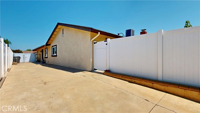 Detail Gallery Image 43 of 55 For 4921 Bluff St, Norco,  CA 92860 - 3 Beds | 2 Baths