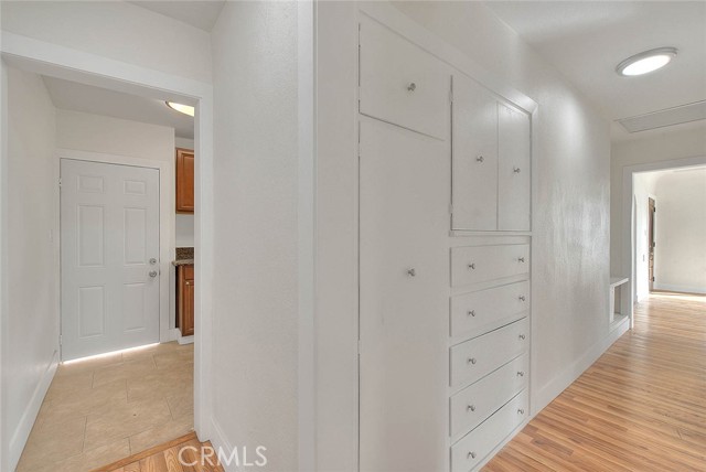 547 W 106th Street, Los Angeles CA: https://media.crmls.org/medias/a3dd61af-d8fc-4bc0-8720-ac67b3648f16.jpg