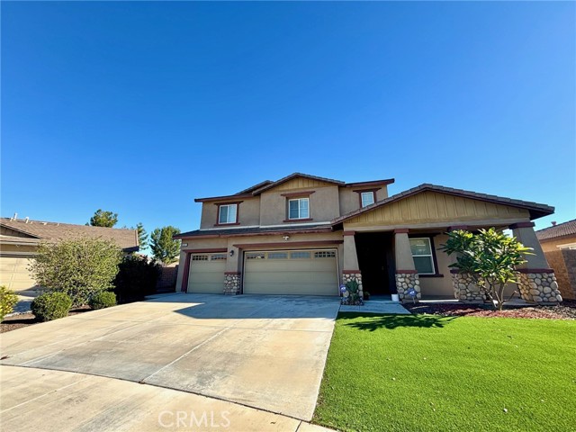 Detail Gallery Image 3 of 6 For 6842 Lucite Dr, Corona,  CA 92880 - 5 Beds | 3/1 Baths