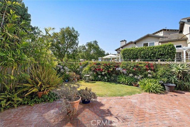 154 Cameray Heights, Laguna Niguel CA: https://media.crmls.org/medias/a3de1203-558a-45b7-8015-c0a78941dfdf.jpg