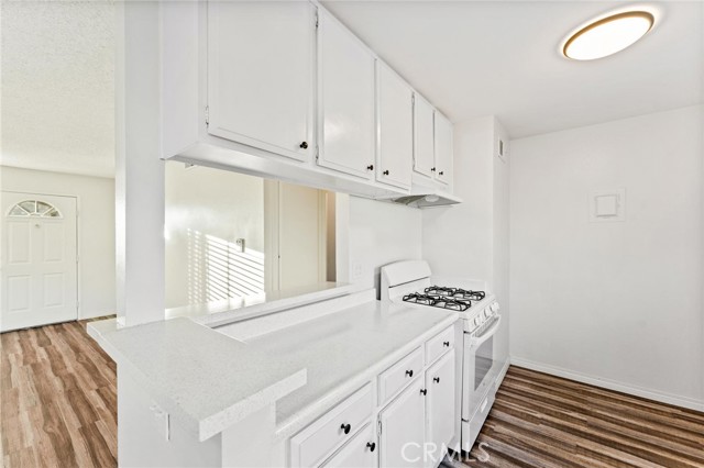 Detail Gallery Image 8 of 18 For 34042 Alcazar #B,  Dana Point,  CA 92629 - 2 Beds | 1 Baths