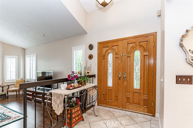 14 Rainbow Ridge Road, Phillips Ranch CA: https://media.crmls.org/medias/a3de86cc-7a5e-42ec-bcee-232b5b6792a0.jpg