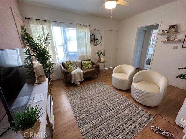 Image 9 of 47 For 9719 Belmont Street