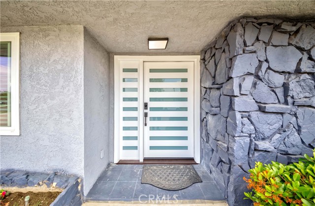 Detail Gallery Image 3 of 36 For 993 N Pampas Ave, Rialto,  CA 92376 - 3 Beds | 2 Baths