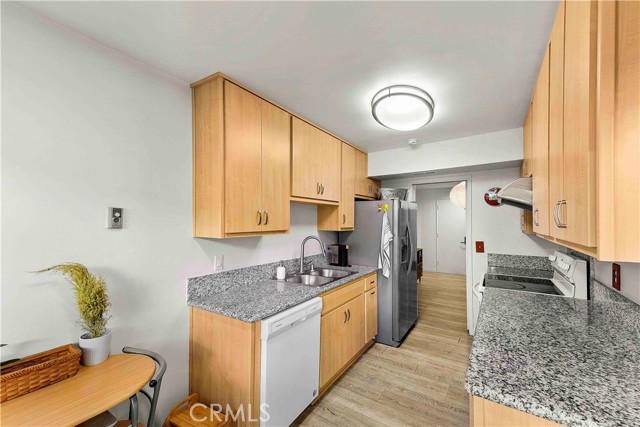 Detail Gallery Image 8 of 32 For 1301 S Atlantic 231c,  Monterey Park,  CA 91754 - 2 Beds | 2 Baths