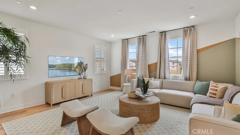 MLS #OC25233677 image #25