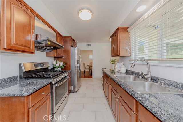 Detail Gallery Image 19 of 49 For 405 W Virginia Ave, Glendora,  CA 91741 - 3 Beds | 2 Baths