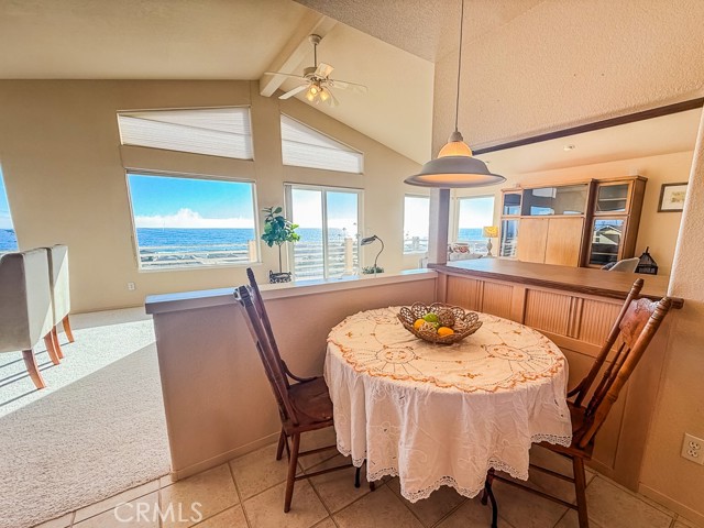 3166 Shearer Avenue, Cayucos CA: https://media.crmls.org/medias/a3e23881-aedd-4f12-baad-2165fdbb805a.jpg