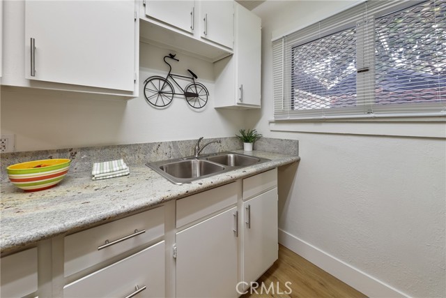 Detail Gallery Image 9 of 16 For 1146 N Loma Vista Dr, Long Beach,  CA 90813 - 2 Beds | 1 Baths