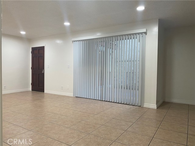 1146 East Lexington photo 20