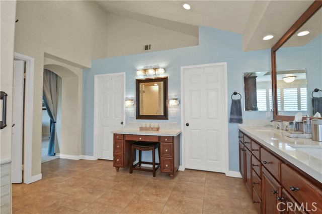 411 Bolivia, San Clemente CA: https://media.crmls.org/medias/a3e2d350-16ae-4ca7-9c98-4e1ac5206ae8.jpg