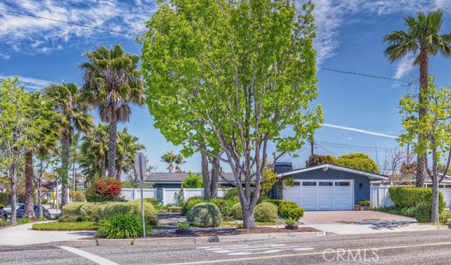 Detail Gallery Image 1 of 13 For 356 Princeton Dr, Costa Mesa,  CA 92626 - 3 Beds | 2 Baths