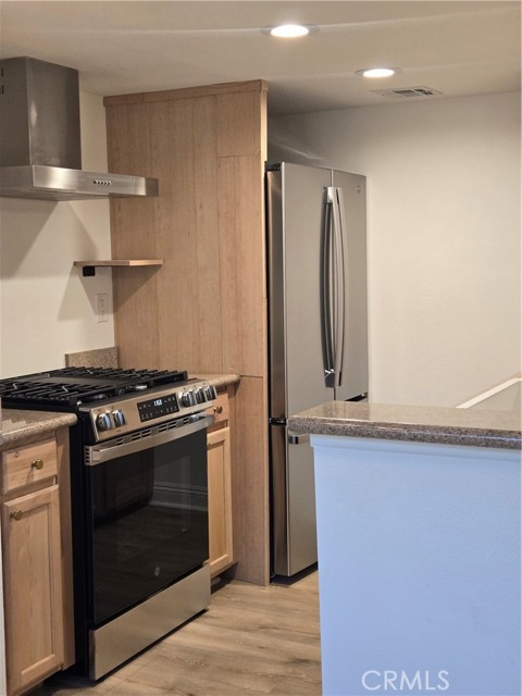 4201 Las Virgenes Road, Calabasas CA: https://media.crmls.org/medias/a3e314f1-5bc2-4952-88da-b290595920f2.jpg