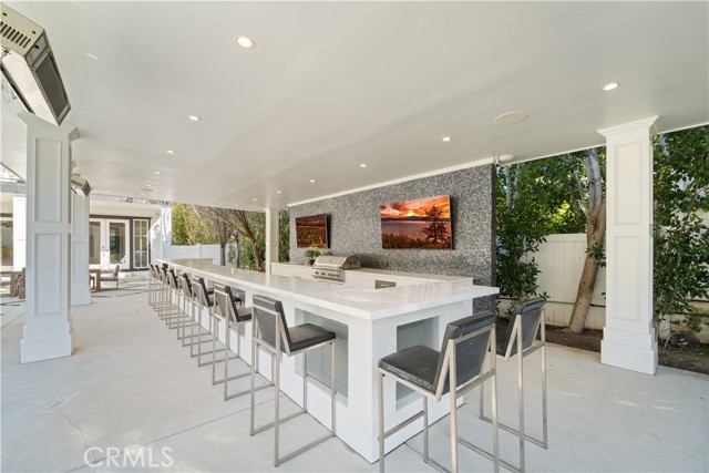 Detail Gallery Image 11 of 59 For 17528 Jayden Ln, Encino,  CA 91316 - 7 Beds | 10/1 Baths