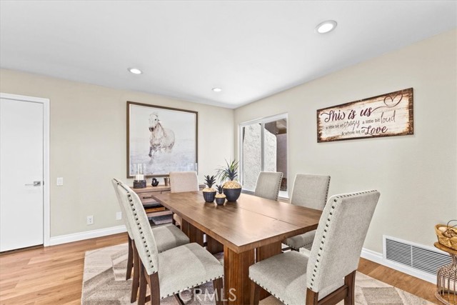 Detail Gallery Image 18 of 48 For 22632 Reinosa, Mission Viejo,  CA 92691 - 4 Beds | 2/1 Baths