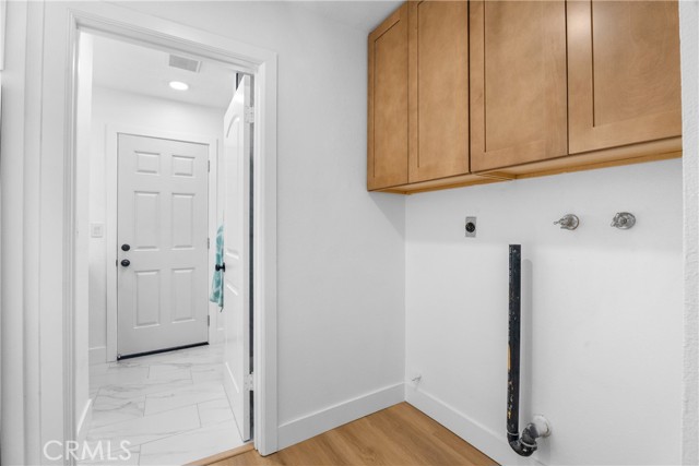 634 Pinehurst Avenue, Placentia CA: https://media.crmls.org/medias/a3e50678-93fd-4427-a89a-e77c65b85d26.jpg
