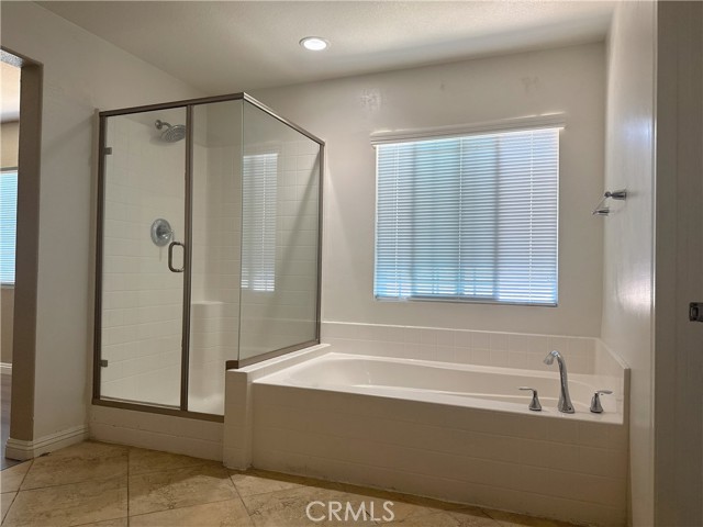 396 Suncup Circle, Hemet CA: https://media.crmls.org/medias/a3e59c90-4c56-4f8e-a710-855afa733732.jpg