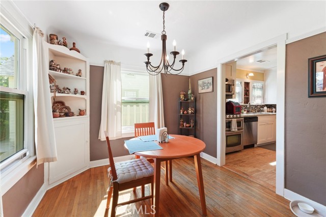 221 College Avenue, Coalinga CA: https://media.crmls.org/medias/a3e5af8a-1b11-4a6c-a335-d5ef71ca2fef.jpg