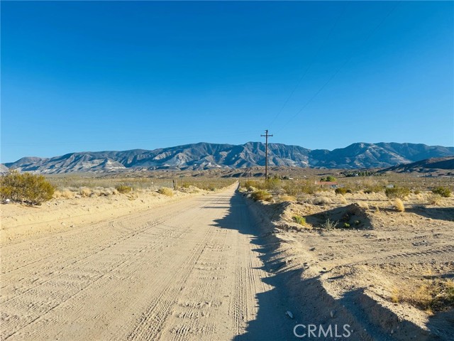 Detail Gallery Image 6 of 9 For 9 Midway Ave, Lucerne Valley,  CA 92356 - – Beds | – Baths
