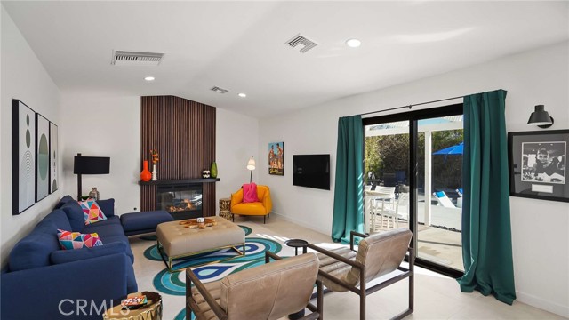 Detail Gallery Image 9 of 40 For 2004 Nicola, Palm Springs,  CA 92262 - 4 Beds | 2 Baths