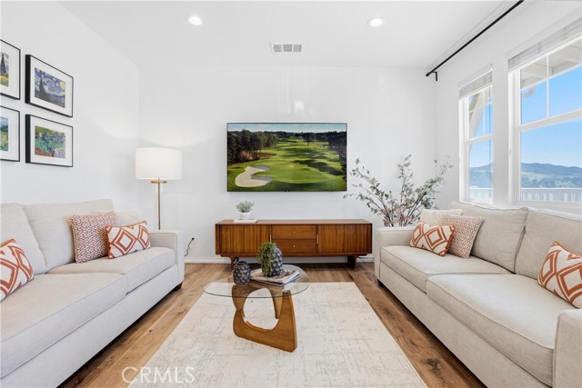 Detail Gallery Image 16 of 75 For 175 Patria, Rancho Mission Viejo,  CA 92694 - 3 Beds | 2/1 Baths