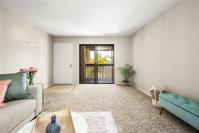 7648 Bay Drive, Huntington Beach CA: https://media.crmls.org/medias/a3e72da7-7638-4f4c-8e21-1ab1ca97fcb0.jpg