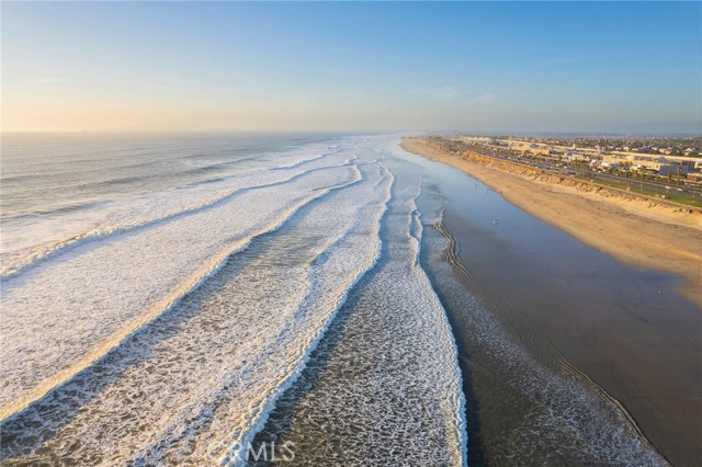Detail Gallery Image 45 of 49 For 6267 Pacific Pointe Dr, Huntington Beach,  CA 92648 - 3 Beds | 2/1 Baths
